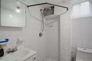 351 Grandview Blvd, Yonkers, NY 10710 - Photo 17