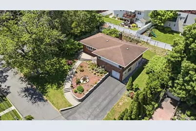 351 Grandview Boulevard, Yonkers, NY 10710 - Photo 31