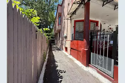 3935 Barnes Avenue, Bronx, NY 10466 - Photo 3