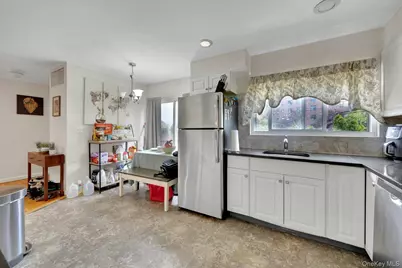309 Pelham Road, New Rochelle, NY 10805 - Photo 23
