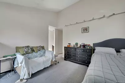 309 Pelham Road, New Rochelle, NY 10805 - Photo 33