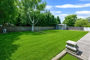[Address not provided], Lindenhurst, NY 11757 - Photo 31
