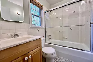 12 Ervilla Dr, Larchmont, NY 10538 - Photo 23