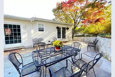 12 Ervilla Drive, Larchmont, NY 10538 - Photo 29