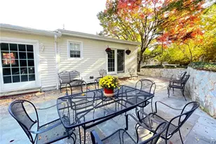 12 Ervilla Dr, Larchmont, NY 10538 - Photo 29