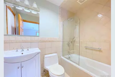 12 Ervilla Drive, Larchmont, NY 10538 - Photo 17