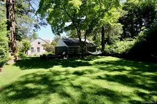 18 Cedar Dr, Huntington, NY 11743 - Photo 23
