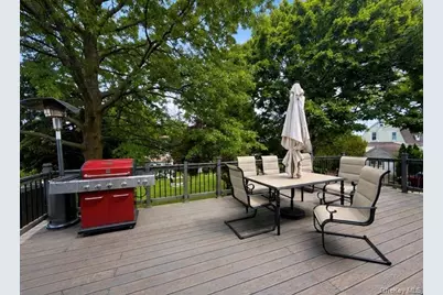 424 Bellevue Avenue, Yonkers, NY 10703 - Photo 19