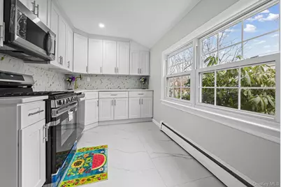 186 Westwood Drive, Brentwood, NY 11717 - Photo 15
