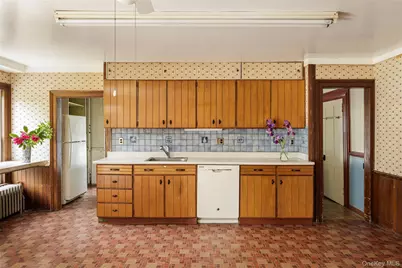 64 W Market Street, Red Hook, NY 12571 - Photo 5