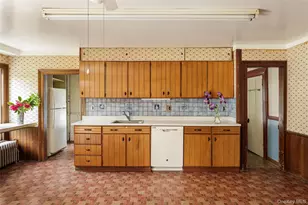 64 W Market St, Red Hook, NY 12571 - Photo 5