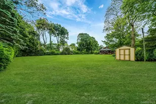 75 Champlin Ave, Bellport, NY 11713 - Photo 11