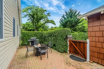 75 Champlin Avenue, Bellport, NY 11713 - Photo 9