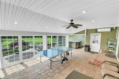 2 Eton Court, Plainview, NY 11803 - Photo 17
