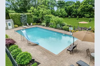 2 Eton Court, Plainview, NY 11803 - Photo 41