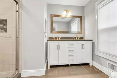 2 Eton Court, Plainview, NY 11803 - Photo 15