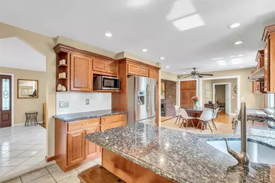 2 Eton Court, Plainview, NY 11803 - Photo 13