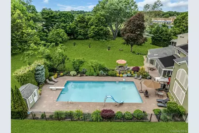 2 Eton Court, Plainview, NY 11803 - Photo 39