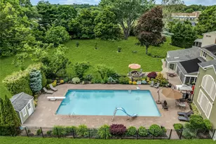 2 Eton Ct, Plainview, NY 11803 - Photo 39