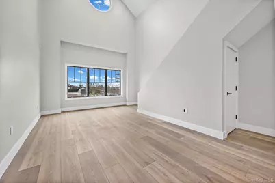 80 Dfivision Street #305, Patchogue, NY 11772 - Photo 5