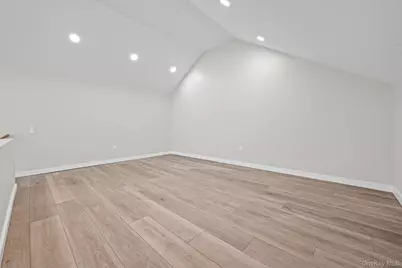 80 Dfivision Street #305, Patchogue, NY 11772 - Photo 13