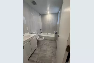 3105 Roberts Avenue, Bronx, NY 10461 - Photo 9