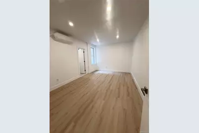 3105 Roberts Avenue, Bronx, NY 10461 - Photo 11