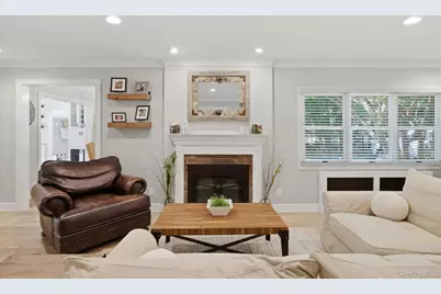 30 Landing Meadow Road, Smithtown, NY 11787 - Photo 7