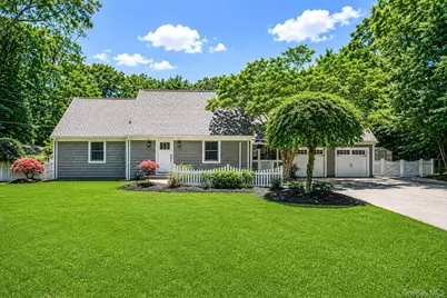 30 Landing Meadow Road, Smithtown, NY 11787 - Photo 1