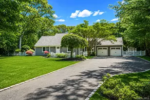 30 Landing Meadow Rd, Smithtown, NY 11787 - Photo 3