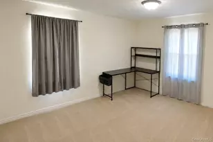 104-11 197th St, Saint Albans, NY 11412 - Photo 5