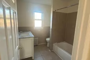 104-11 197th St, Saint Albans, NY 11412 - Photo 9