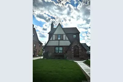 191 Brixton Road S, Garden City, NY 11530 - Photo 35