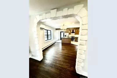 191 Brixton Road S, Garden City, NY 11530 - Photo 9