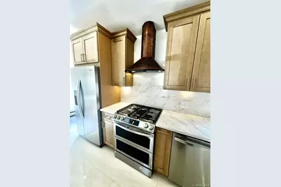 191 Brixton Road S, Garden City, NY 11530 - Photo 17