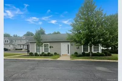 100 Boniface Drive #15D, Pine Bush, NY 12566 - Photo 3