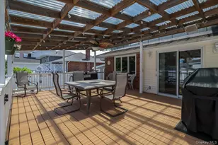 11 Damin Dr, Farmingdale, NY 11735 - Photo 25
