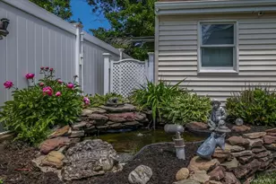 11 Damin Dr, Farmingdale, NY 11735 - Photo 33