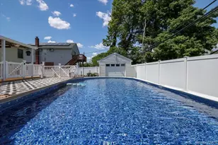 11 Damin Dr, Farmingdale, NY 11735 - Photo 27
