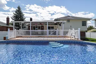 11 Damin Dr, Farmingdale, NY 11735 - Photo 29