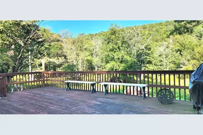 32 Brookside Drive, Woodbourne, NY 12788 - Photo 7