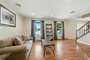 21 Tallmadge Trail, Miller Place, NY 11764 - Photo 11