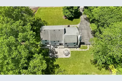 21 Tallmadge Trail, Miller Place, NY 11764 - Photo 5