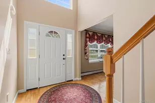 8 Wayne Ct, Middletown, NY 10941 - Photo 5