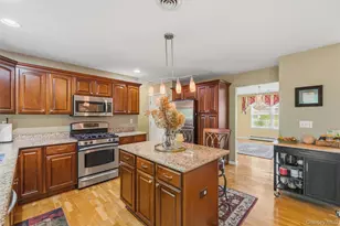 8 Wayne Ct, Middletown, NY 10941 - Photo 21