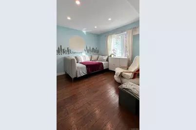 310 Delaware Avenue, New York, NY 10305 - Photo 23