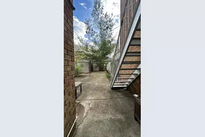 310 Delaware Avenue, New York, NY 10305 - Photo 25