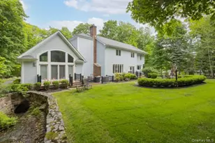 19 W Gate Rd, Suffern, NY 10901 - Photo 3
