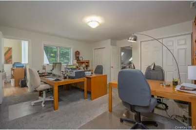 19 W Gate Road, Suffern, NY 10901 - Photo 35