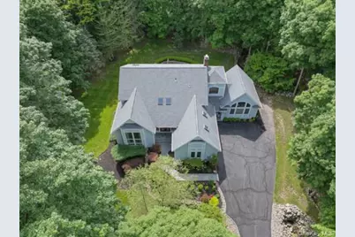 19 W Gate Road, Suffern, NY 10901 - Photo 9